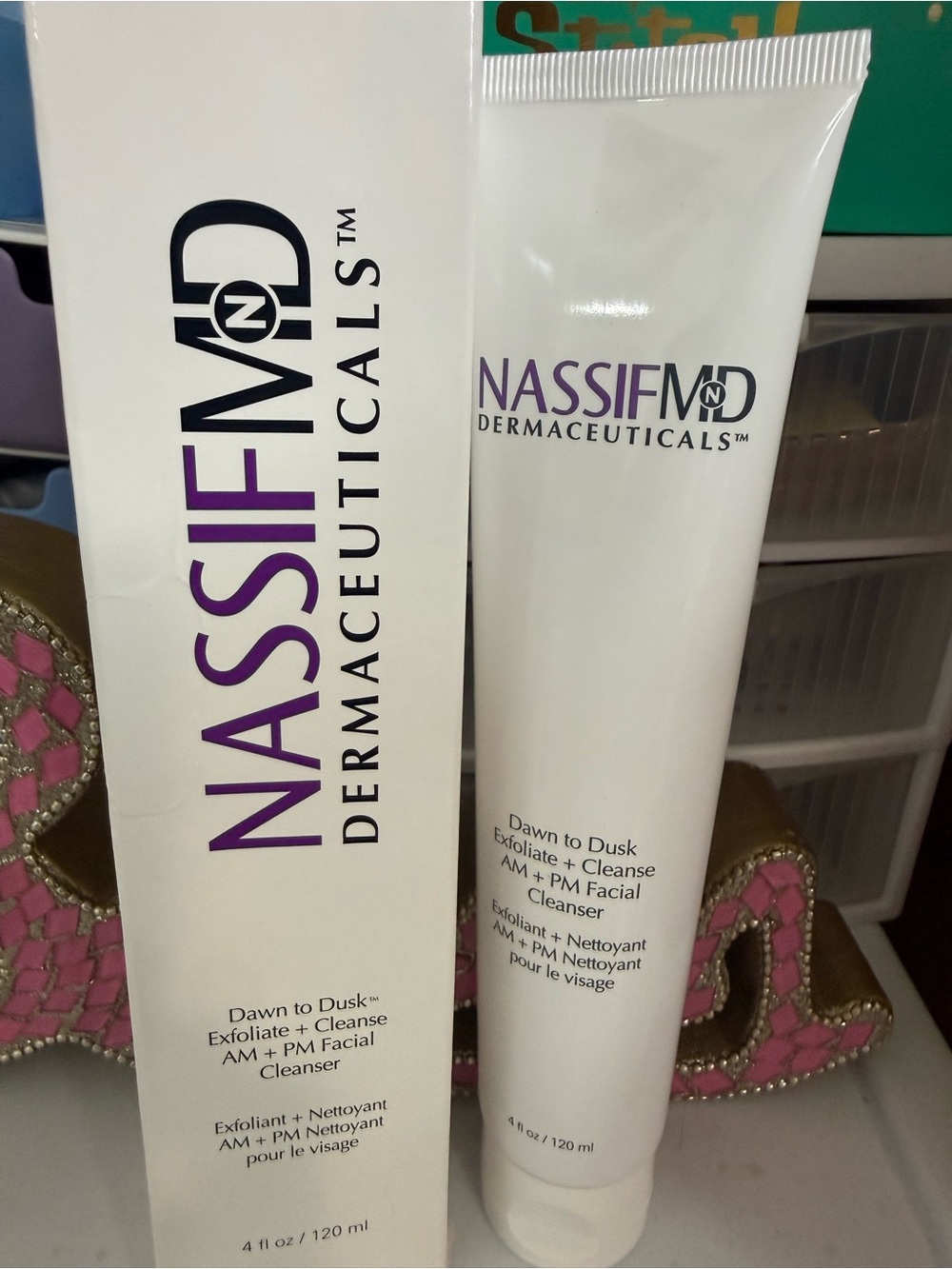 NASSIFMD Dawn to Dusk Exfoliate + Cleanse Facial Cleanser — White